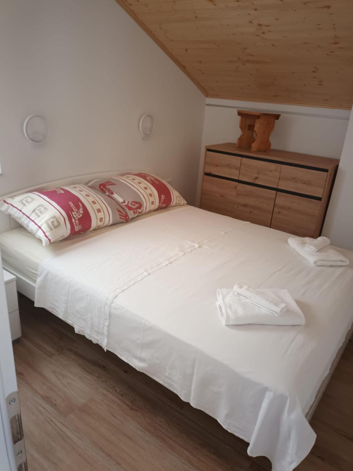Apartment Mrkic Biograd Na Moru Extérieur photo