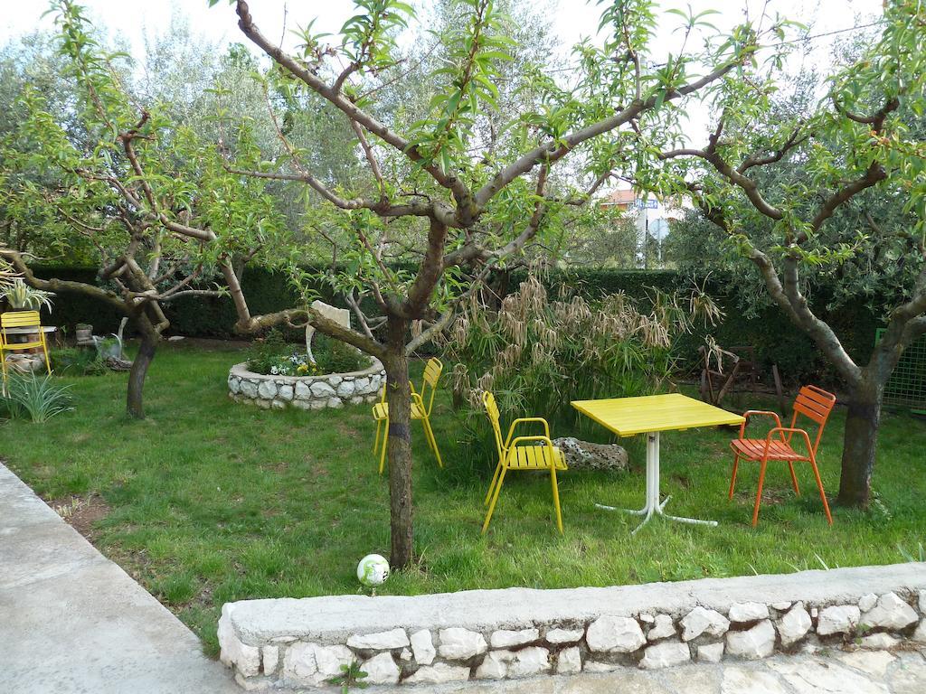 Apartment Mrkic Biograd Na Moru Extérieur photo